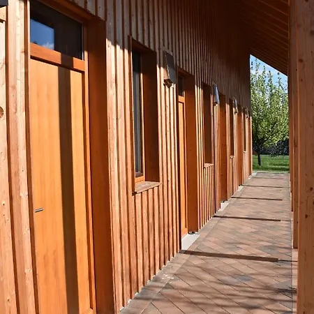 Haus Der Baeume Seminarhaus Handloh מלון דירות Unterdietfurt